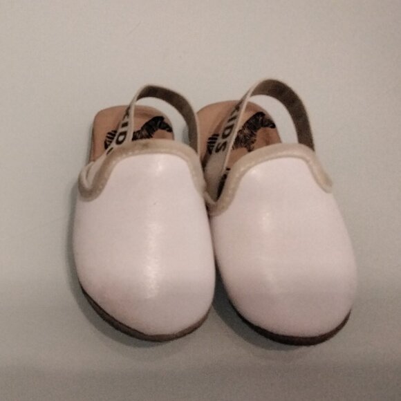 White zebra kids baby summer shoe size 12-18 months - Picture 1 of 4